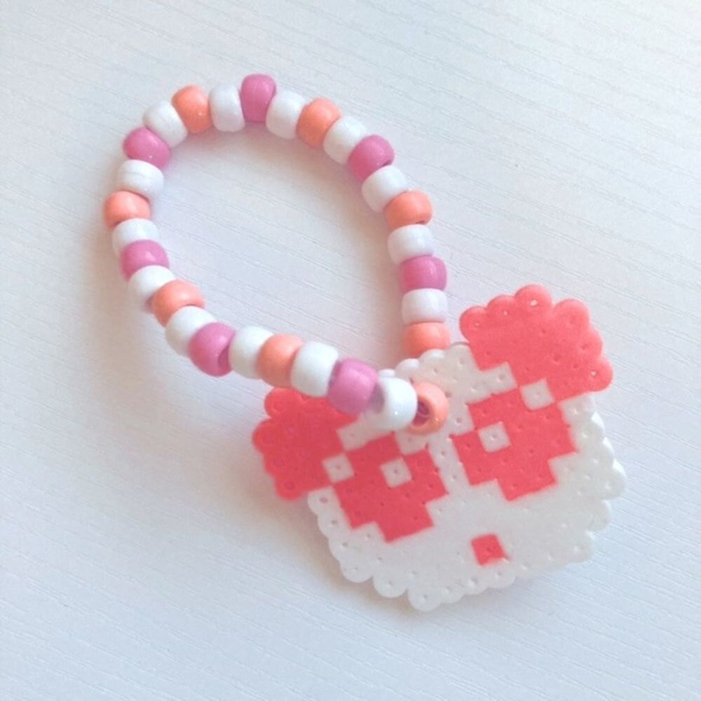 🍒 5/$25 🍒 Peach Panda Rave Kandi Perler Bracelet